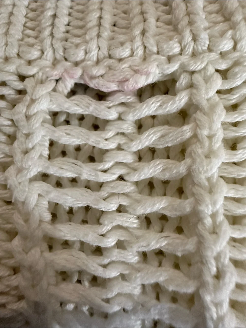 GAP Ivory Cable Knit Crewneck Sweater